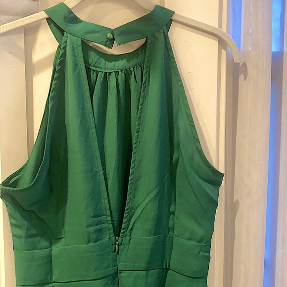 Kelly Green High Neck Open Back Tiered Mini Dress - Picture 13 of 16